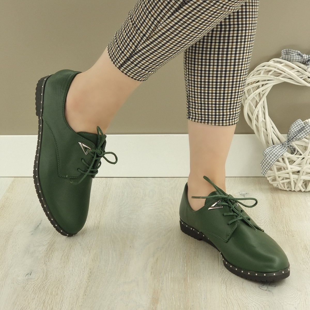Pantofi dama verzi cu siret palma