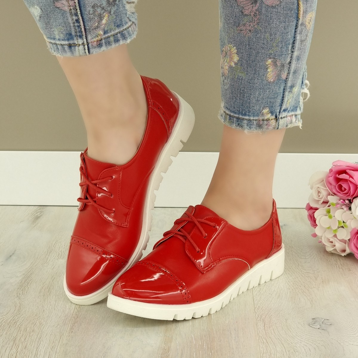 Pantofi dama rosii cu siret parvaneh