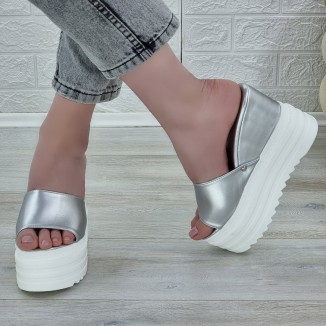 Papuci Dama Argintii Cu Platforma Trix